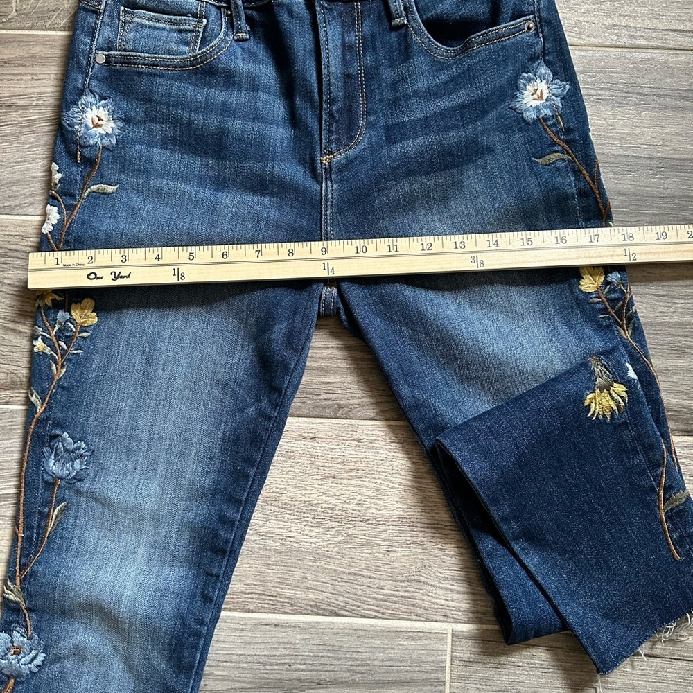 DRIFTWOOD Blue Skinny Jeans with Elegant Detailing - Picture 8 of 14